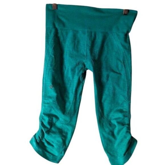 LULULEMON ATHLETICA In The Flow Crop Size 8 - Picture 3 of 4